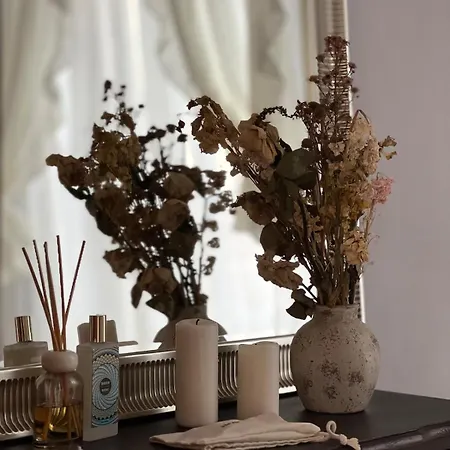 شقة A Hidden Gem In The Heart Of The With A View *