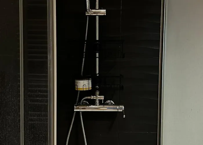 شقة A Hidden Gem In The Heart Of The With A View