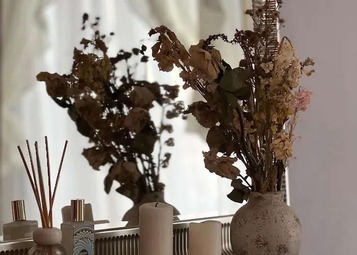 شقة A Hidden Gem In The Heart Of The With A View *